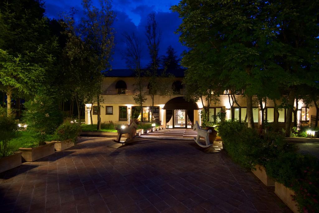 Casa Vissani Hotel Baschi ภายนอก รูปภาพ